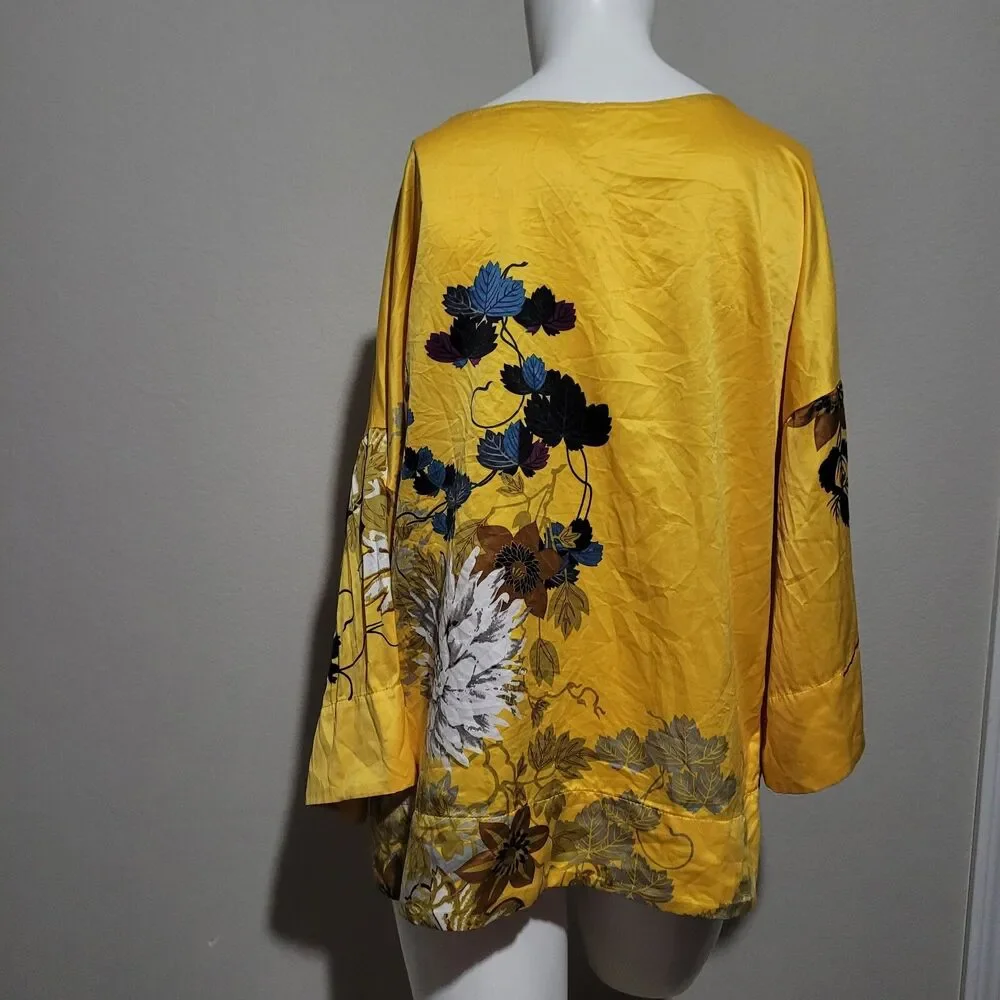 SOFT Surroundings Medium Blouse lightweight Top Tunic Women flower round neck
